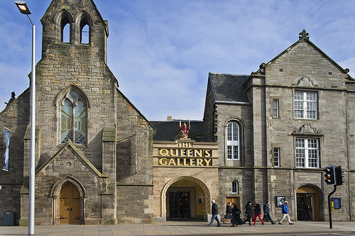 palace of holyrood photo