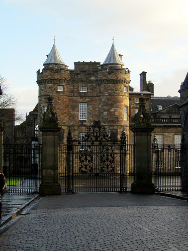 holyrood house photo